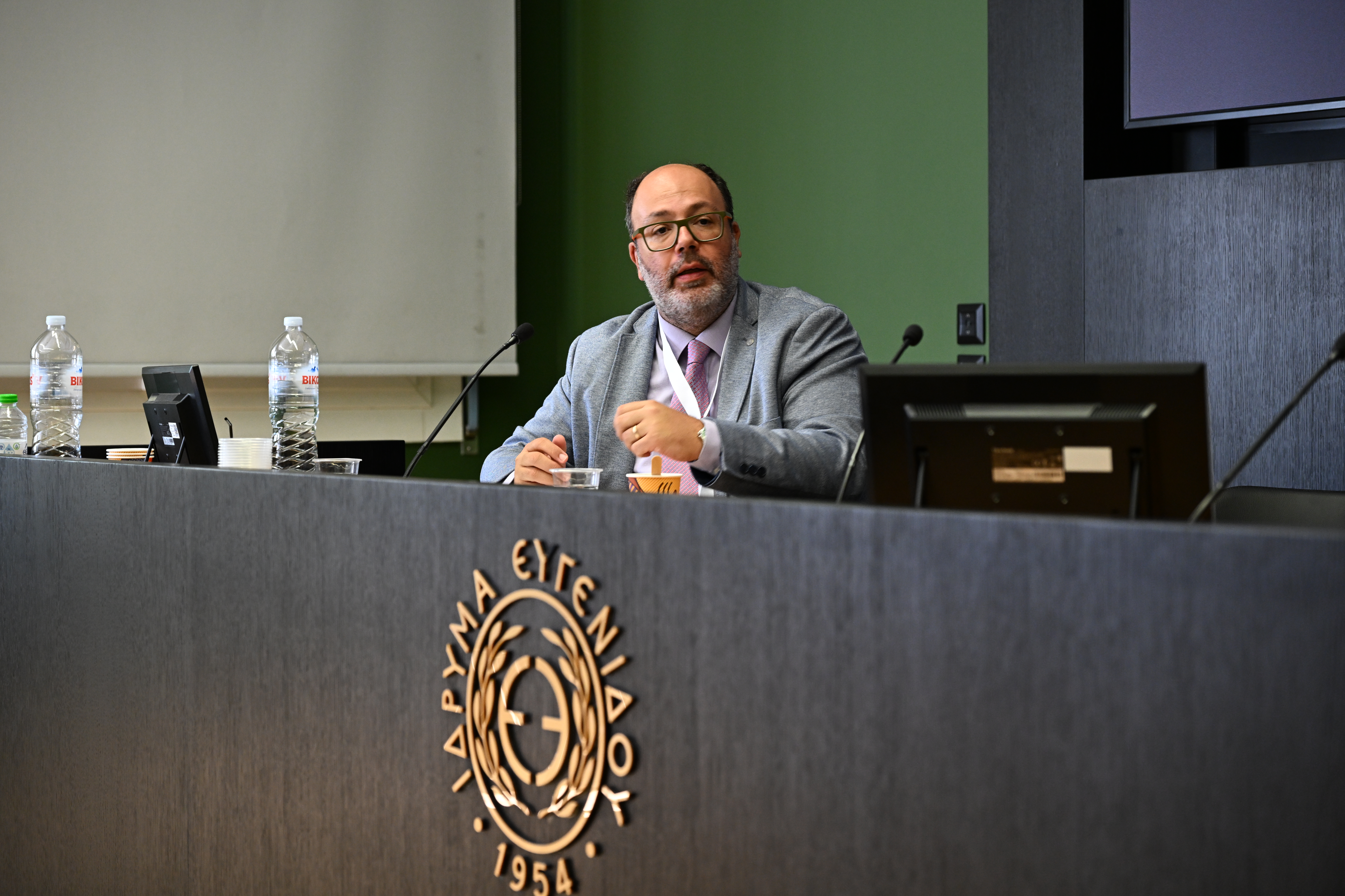 Prof. Angelos Markopoulos during a BAPT 2025 presentation